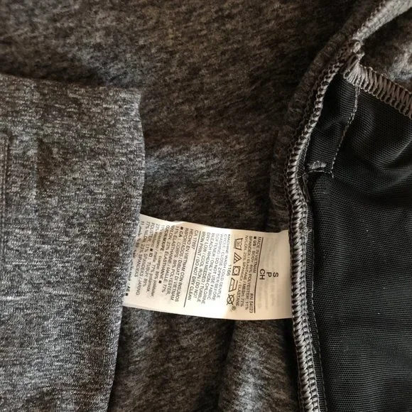 Old Navy - Old Navy Active COZECORE Hooded Crop Workout - Size Small - Picture 5 of 9